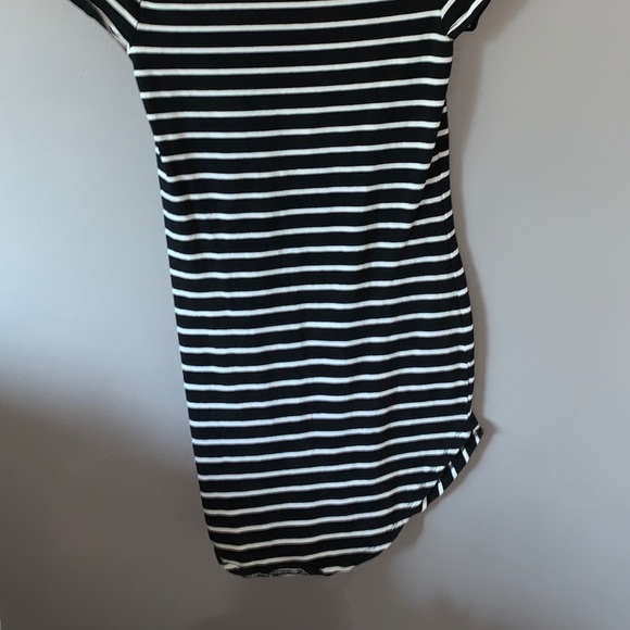 Tshirt dress - Picture 2 of 3